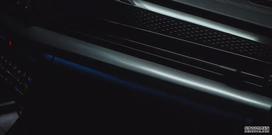 一场野奢露营，看新帕萨特的夜下星空
