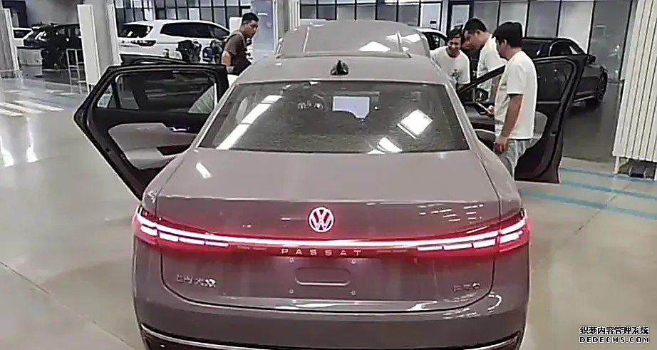 全新帕萨特_全新帕萨特档位介绍视频_全新帕萨特油箱多少升