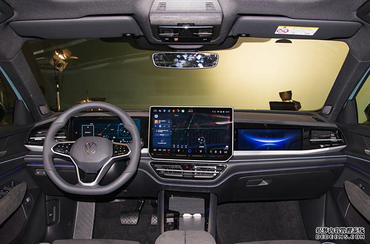上汽大众 帕萨特 2025款 Pro 380TSI 星空龙尊版