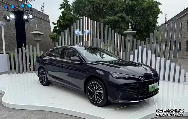 全新帕萨特2025款图片大全_全新帕萨特_全新帕萨特2025款